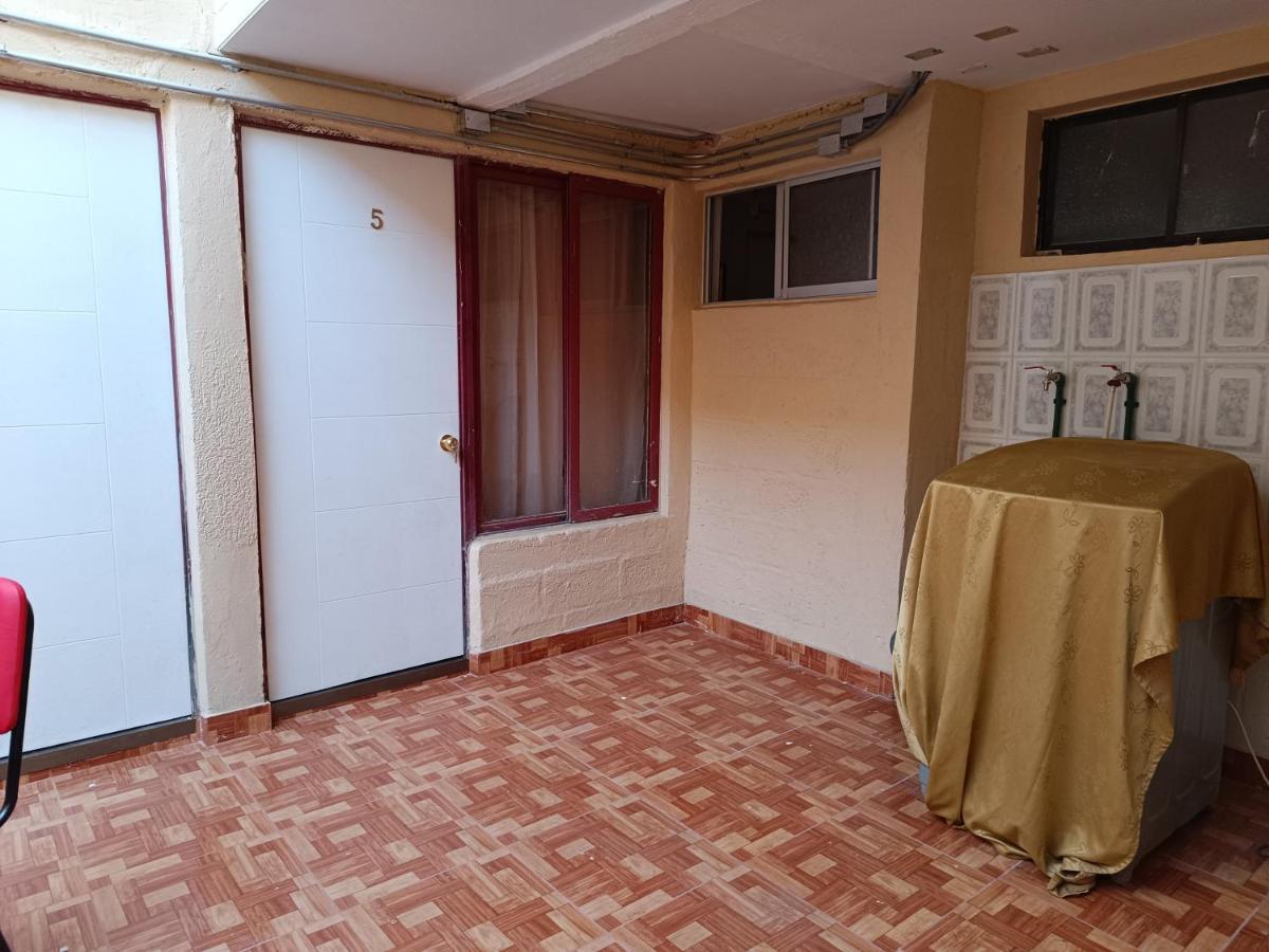 Hostal Ollague, Habitaciones Con Bano Privado Calama Kültér fotó